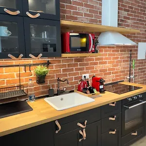 Cristel - Design Moderno E Posizione Imbattibile Nel Cuore Di Apartment