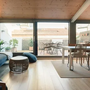 Apg Carrer Nou Atic Apartment